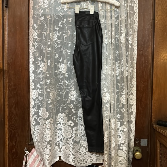 BlankNYC size 26 brand new without tags faux leather pants - Picture 4 of 4